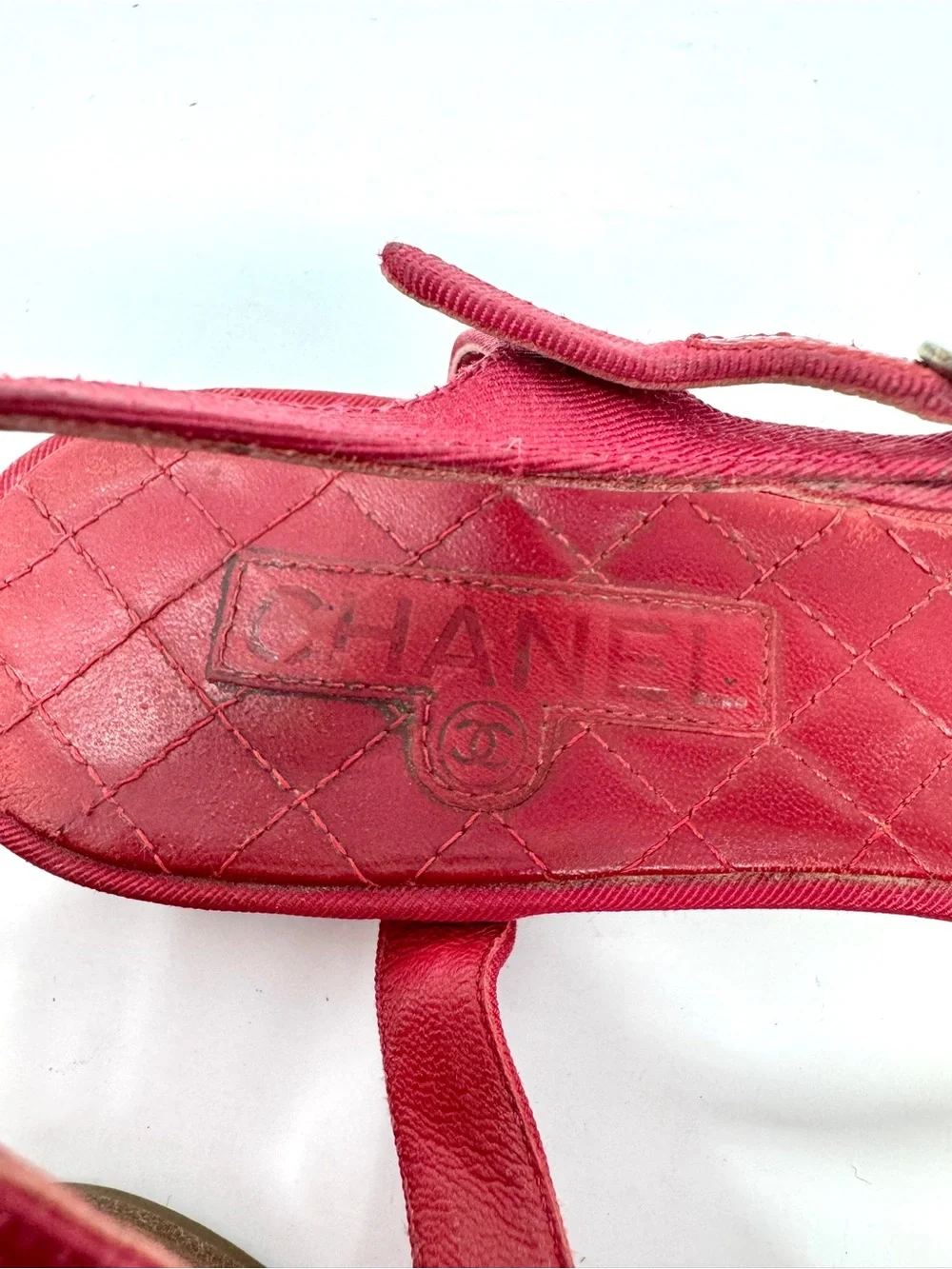 Chanel Vintage Red Quilted Leather Chain T strap Sandals with CC Logo Size 39.5